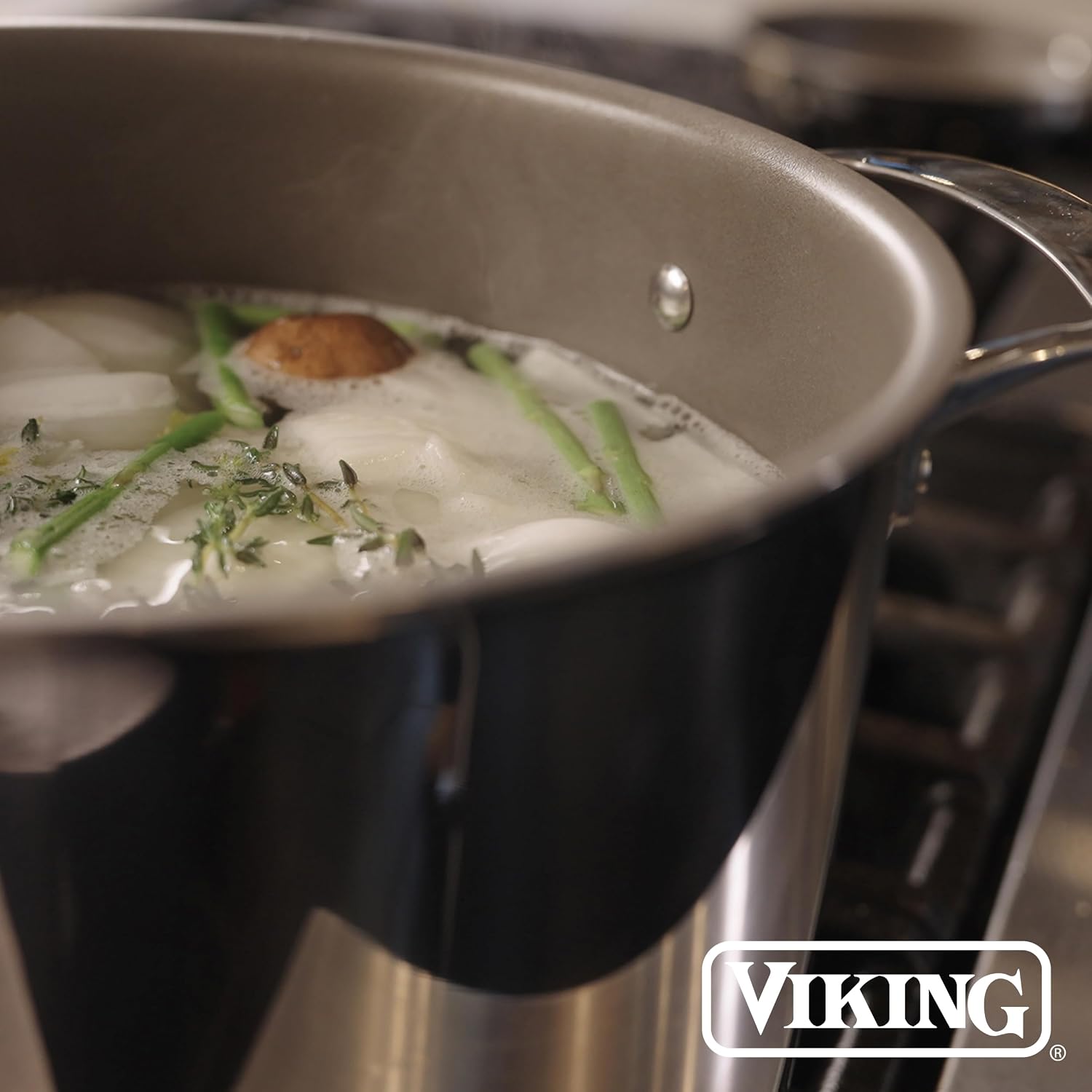Viking PureGlide Pro 3-Ply Nonstick Stock Pot, Made without PFAS, 8-Quart Induction Soup and Pasta Cooking Pot with Lid, Metal Utensil Safe Titanium Nonstick Surface, Oven Safe to 600F - Image 8
